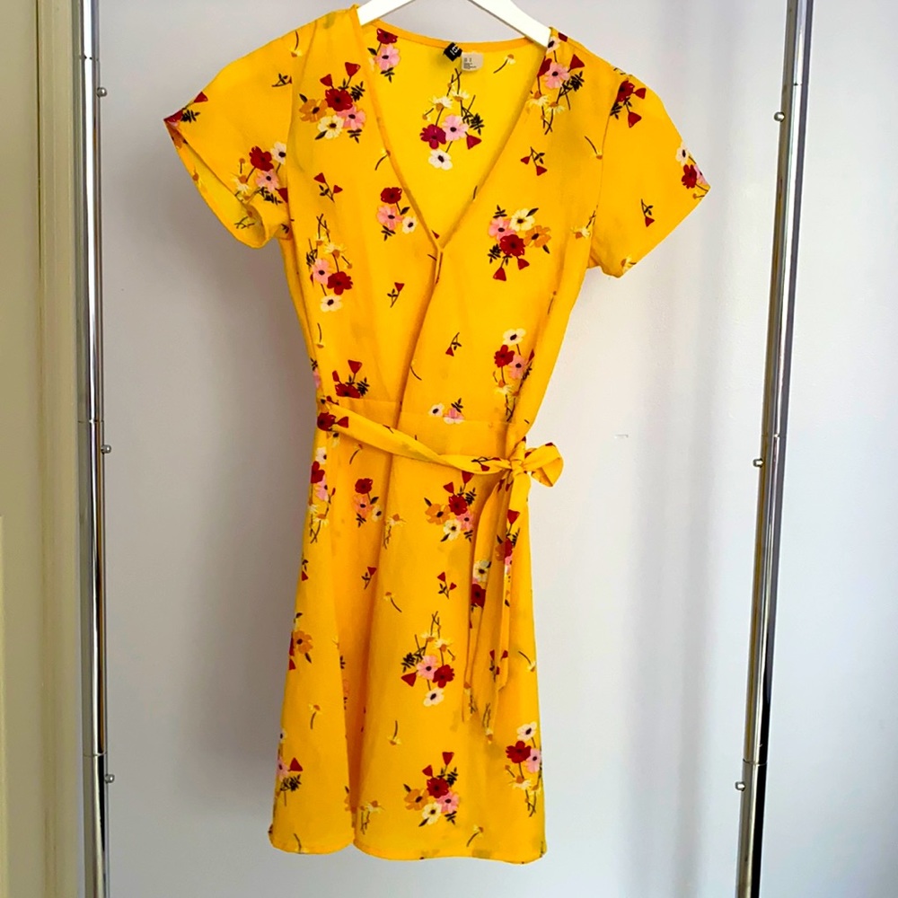 H&M Yellow Floral Summer Dress, Size 0